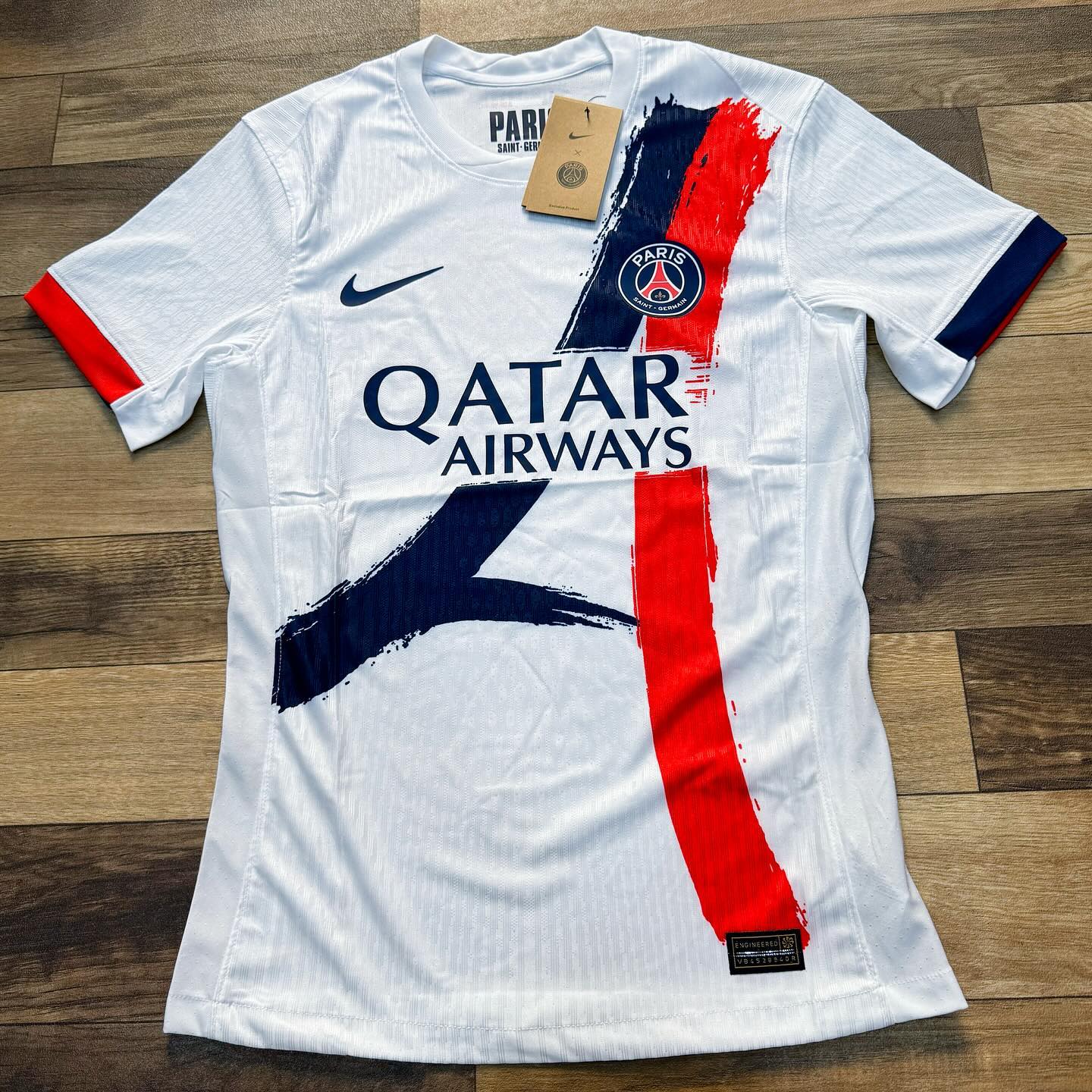 Paris Saint-Germain 2024/25 Away Jersey – Iconic Elegance in Motion