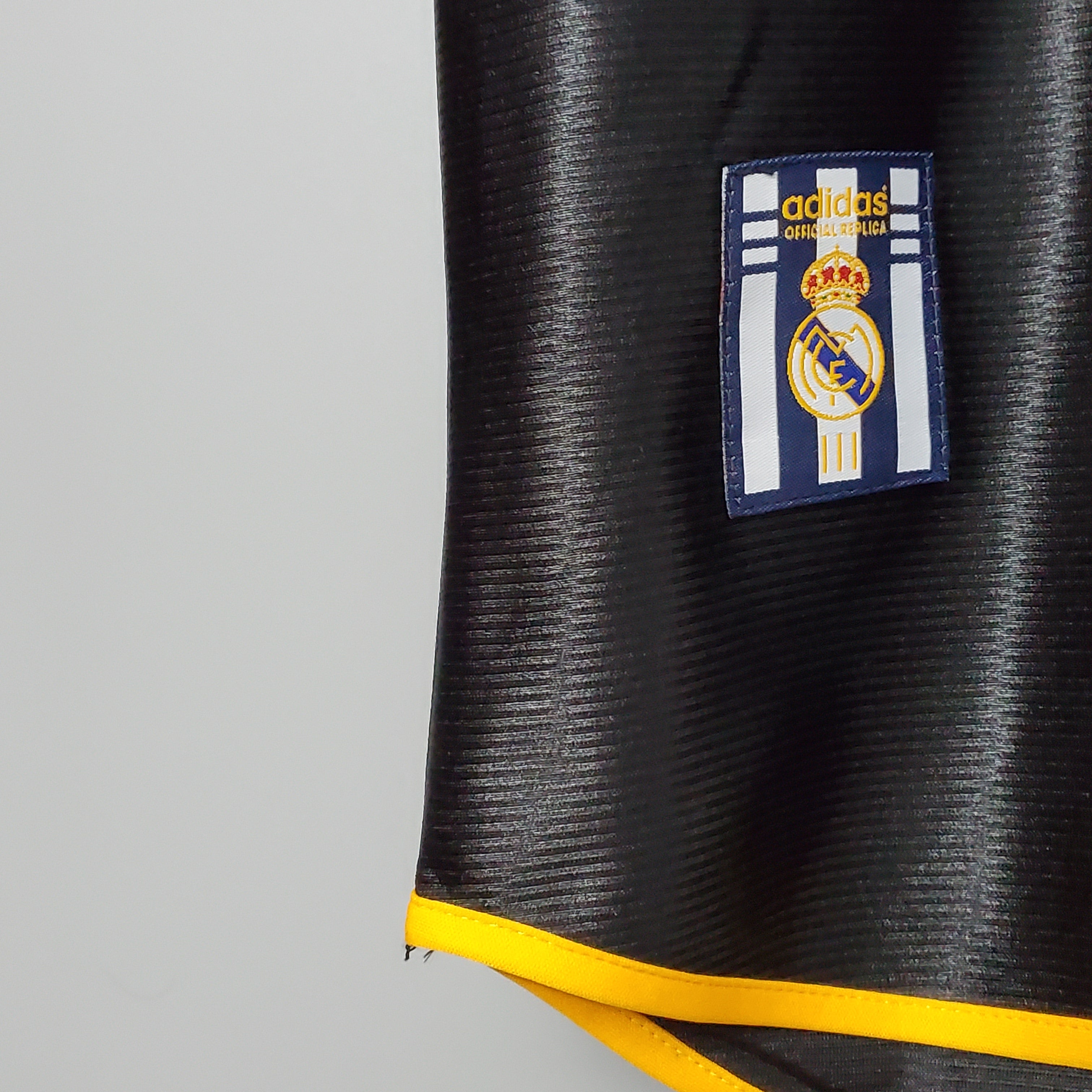1999-01 - REAL MADRID AWAY | RETRO