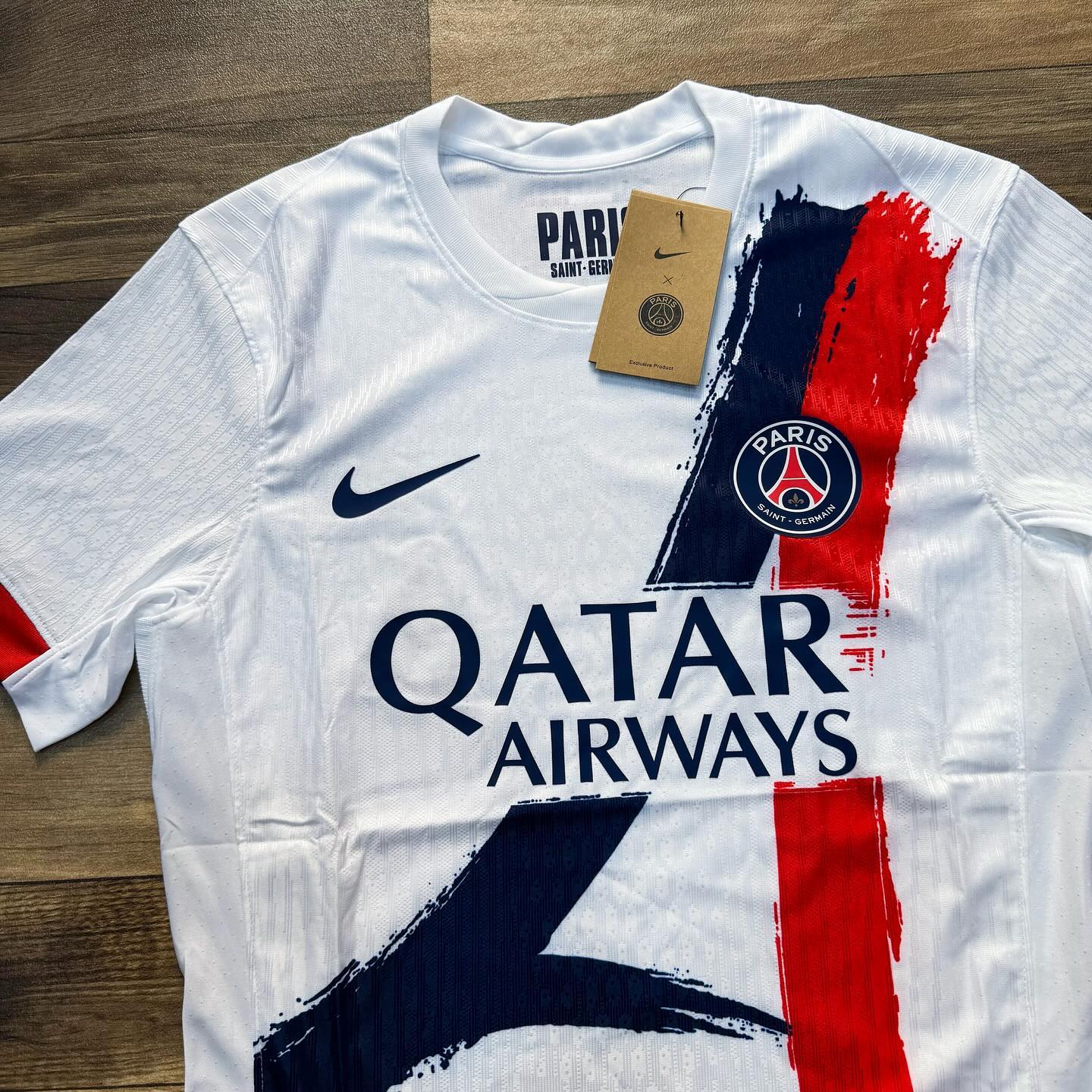 Paris Saint-Germain 2024/25 Away Jersey – Iconic Elegance in Motion